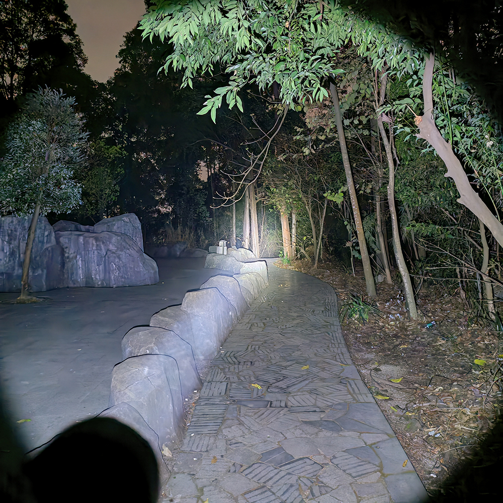 Convoy C8 Plus Flashlight with - Outdoor Power Group recension och pris